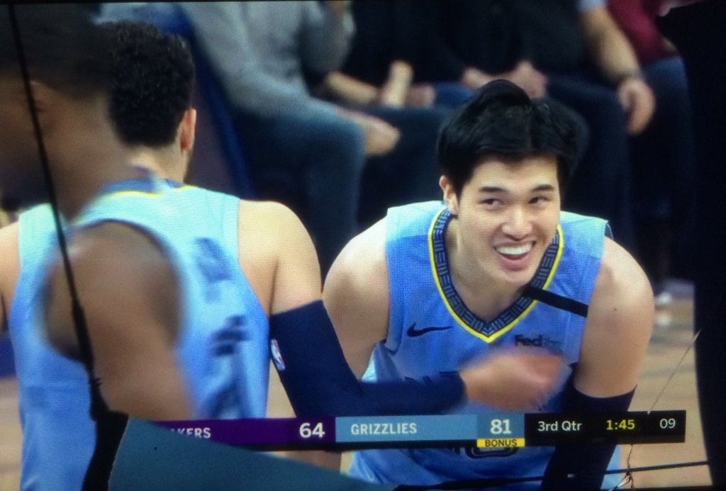 muumidou's tweet photo. #aderinNBAleaguepass 107/ #LALMEM LAL完敗！というか惨敗。
誰かをウェイブして最後の一人と契約する後押しになってしまうかもな、という内容だった。集中しておらずハードさが足りず、MEMの粘りや熱量に圧倒された。モラント27pディロン24pバランチュナス22p20r https://t.co/hdq4ID6uza