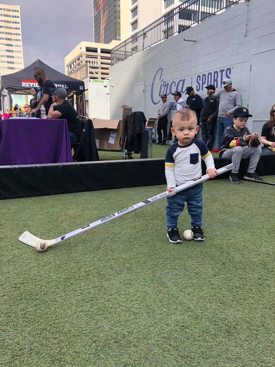 helloooahyin's tweet photo. Our little @vegasgoldenknights player ๐ (he just woke up from a nap ๐
&& i wonder if they will post his pictures ๐ค) #vegasgoldenknightsfanfest #ourblessing #BryceMatthew #hockeyteam #hockey #goknightsgo #VegasBorn https://t.co/zWflOXvSNw