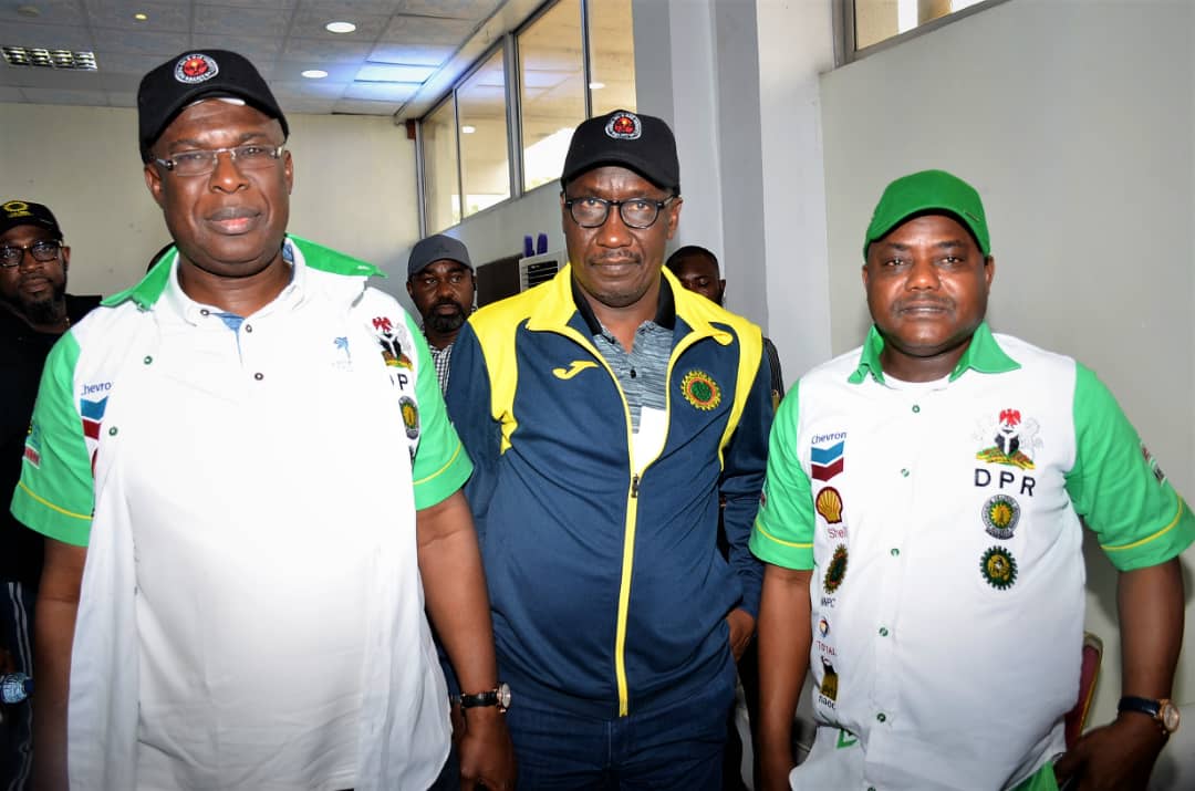 AbbaAudu_'s tweet photo. At the end of the one week tournament in Lagos, #TeamNNPC carted home 48 Medals (13 Gold, 16 Silver and 19 Bronze) to top the medals table ahead of eleven other teams from the nation's Oil &amp; Gas Industry.

#Champions #TAPE https://t.co/gZ5VzWFRq1