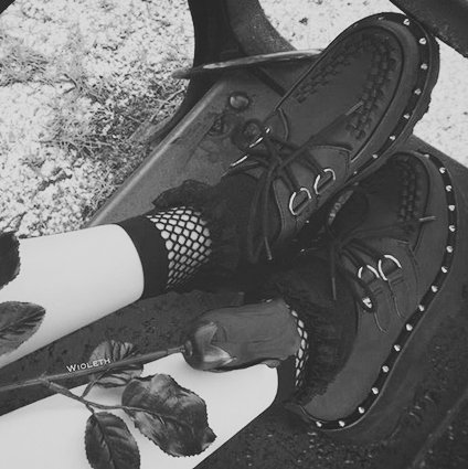 GothicRunaway's tweet image. "Some people hide behind make-up,
others hide behind smiles.. it's still hiding"

▪️Canon/AU/OC welcome
▪️Straight
▪️Dms for Plot/SL 
▪️18+ Themes /Lewd/NSFW
▪️few limits
▪️Semi-detail/Literate

Please Like and RT
And do not comment under Pin 
#OpenRP #OpenDM
Not Kiko Mizuhara