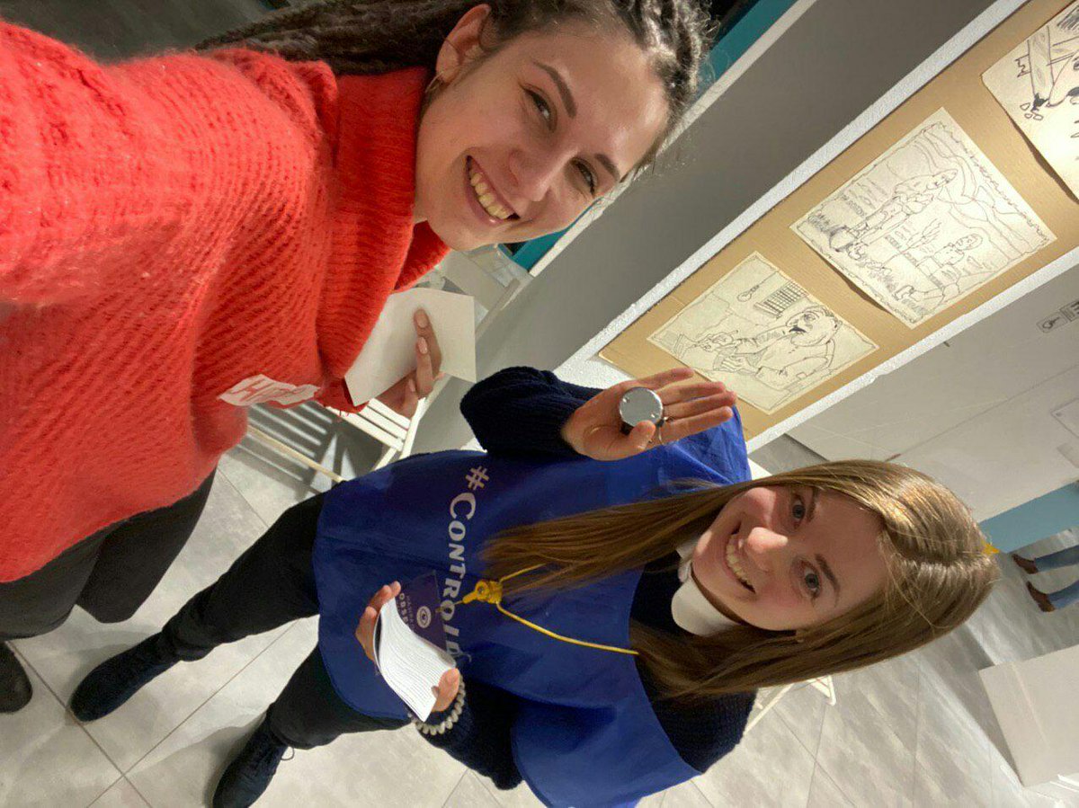 control_by's tweet photo. Карацей учорашні суботні вечар атрымаўся надзвычай клёвым!😻 Мы сабраліся на трэнінг па мірных сходах для новых і старых валанцёраў #controlby. Можам сказаць, што цяпер мы падрыхтаваныя да масавых сходаў на ўсе 100!🙌 
Дарэчы, ніколі не позна далучыцца да нас😋 https://t.co/zEWjhpP7tS