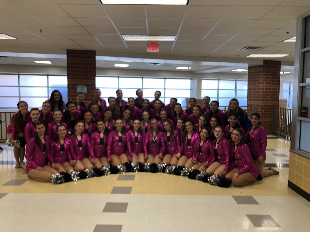 tcskydancers's tweet photo. Sky Sky Sky https://t.co/ZpzeixjTfe