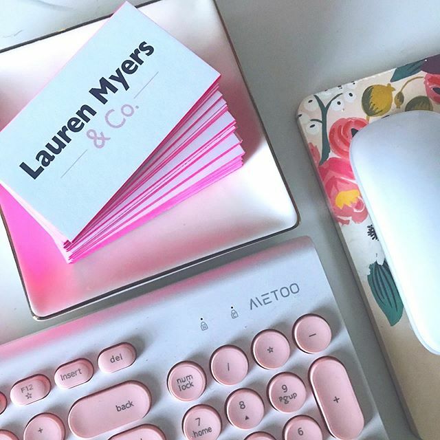 LaurenMyersCo's tweet photo. Ready for #AltSummit and all of the fun and inspiration ahead! New cards on deck and ready to meet everyone! I’m also so excited to be giving my presentation on using automation to reclaim your creative time! 😆 •
•
•
•
•
•
 #AltSummit2020 #LiveCo… https://t.co/044hH7LuA4 https://t.co/TnSpoQtARg