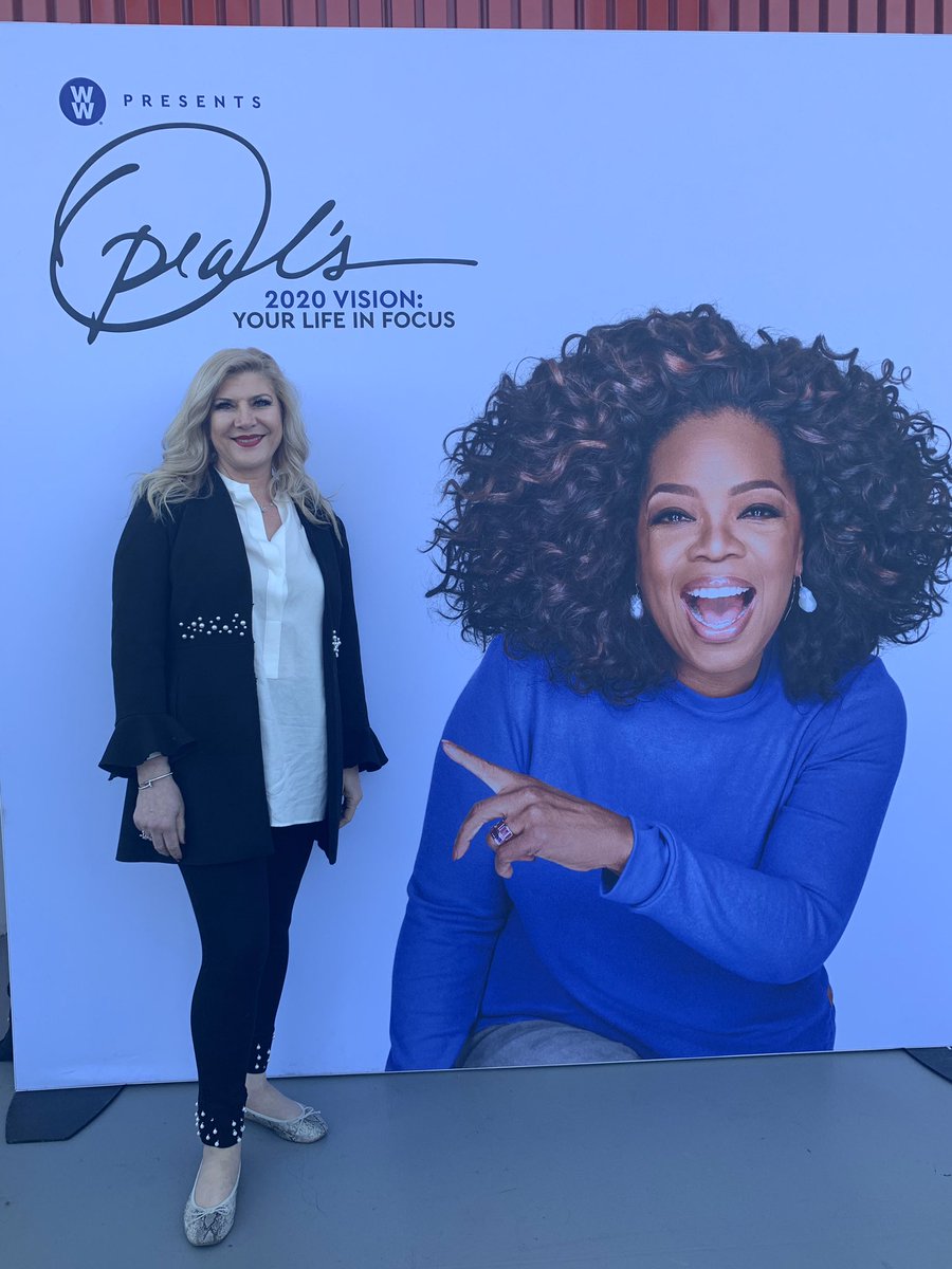 DrZeine's tweet photo. Truly enjoyed Oprah’s 2020 Vision event. Love her #Oprahs2020VisionTour #OprahWinfrey #drfoojanzeine #foojanzeine https://t.co/k945EjwuN3