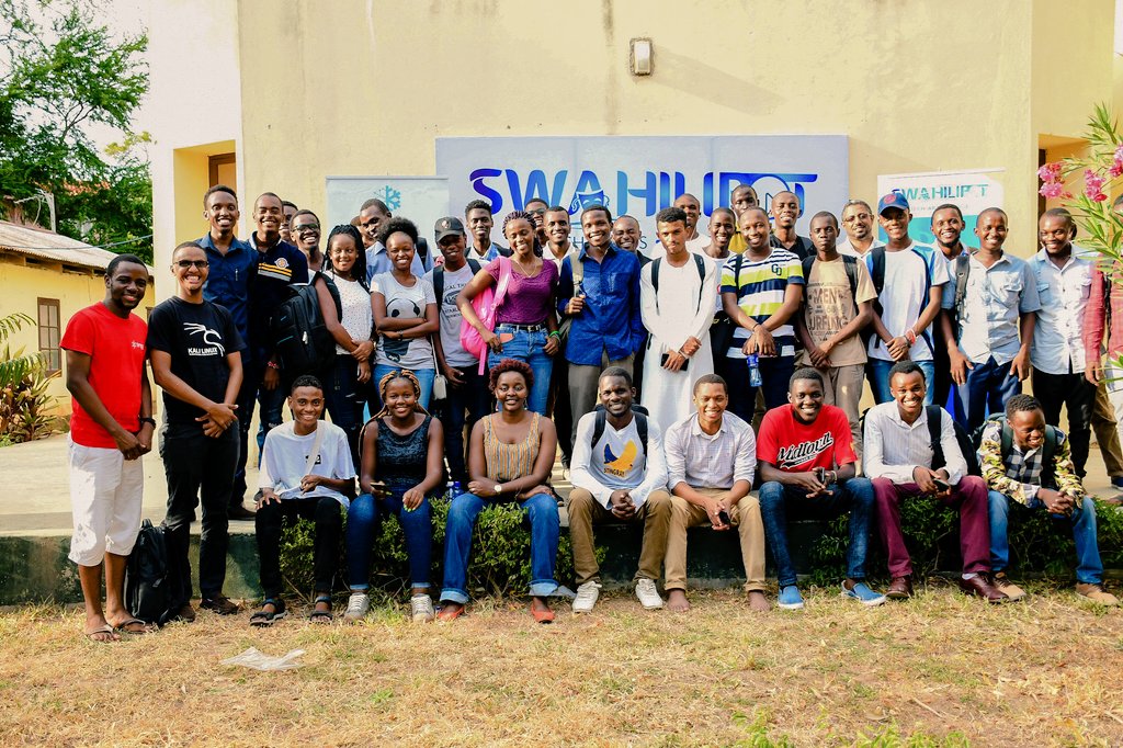 WoSECtweets's tweet photo. It was an honor to be part of #hackervillage Mombasa. Thank you @swahilipothub @CyberSpeakLC For having us. @Judy_infosec https://t.co/yzGPFfQ4Gy