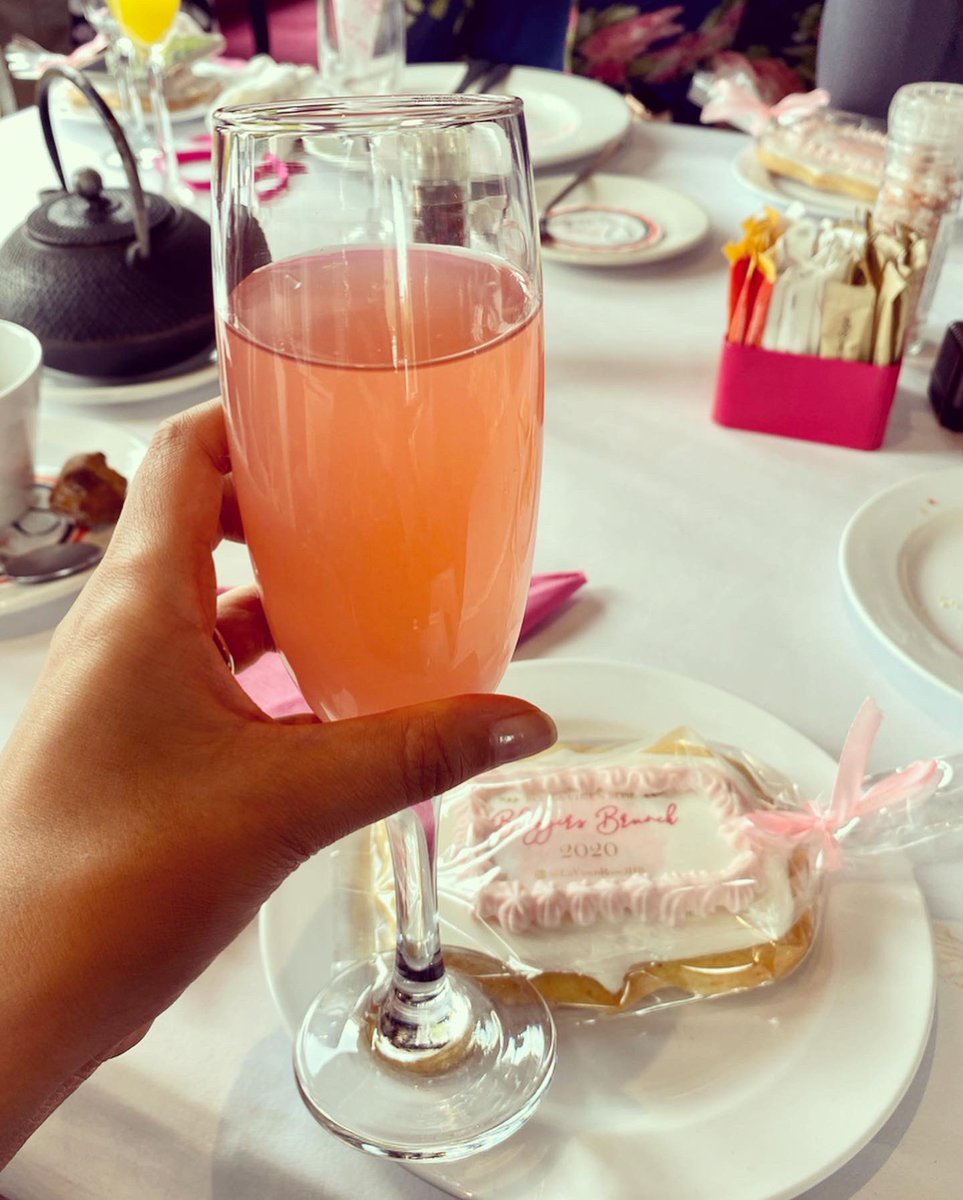 meletsoblog's tweet photo. Brunch is always a good idea 🥂
Meletso attended a #bloggersbrunch yesterday at KCC La Vie En Rose in Houghton. A great venue for brunch or to host your next function 🌸
P.S the Nutella stuffed pancakes are next level 😋
#MeletsoIsAHappyPlace
#KCCLaVieEnRose https://t.co/Qocbxb2DHw