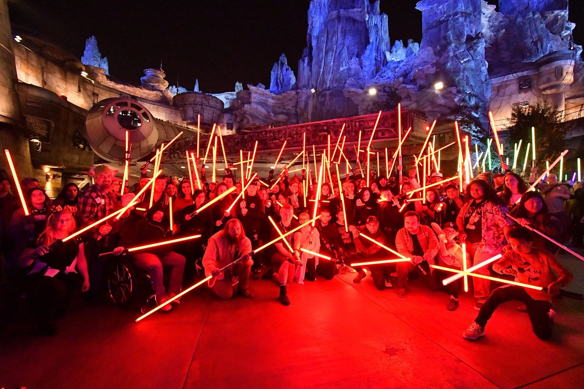 SteveSievers's tweet image. Can you spot me?