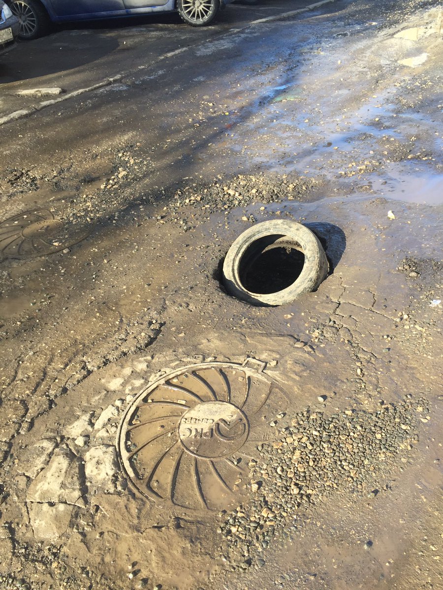 Теннисная 25 б. Асфальт провалился <a href="/promadm/">Promadm.samara</a>