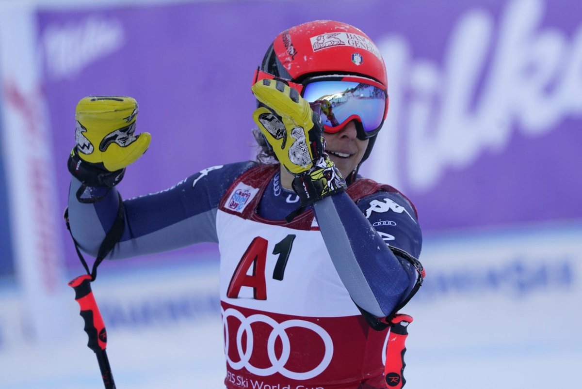 La Thuile: la fitta nevicata cancella la combinata alpina, Fede Brignone vince la sua prima coppa di specialità bit.ly/3cdMPFY #NewsSci