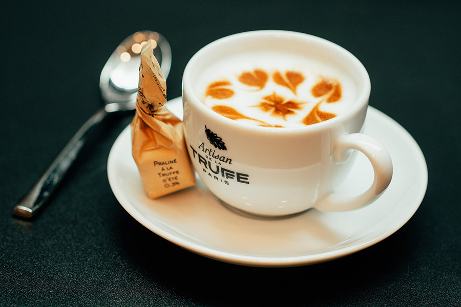 adtqatar's tweet photo. استرخ اليوم واحصل على كوب من قهوة الماكياتو الخاصة بنا
Drop by today and have a cup of our Macchiato Coffee. https://t.co/vMnlvUP4Mu