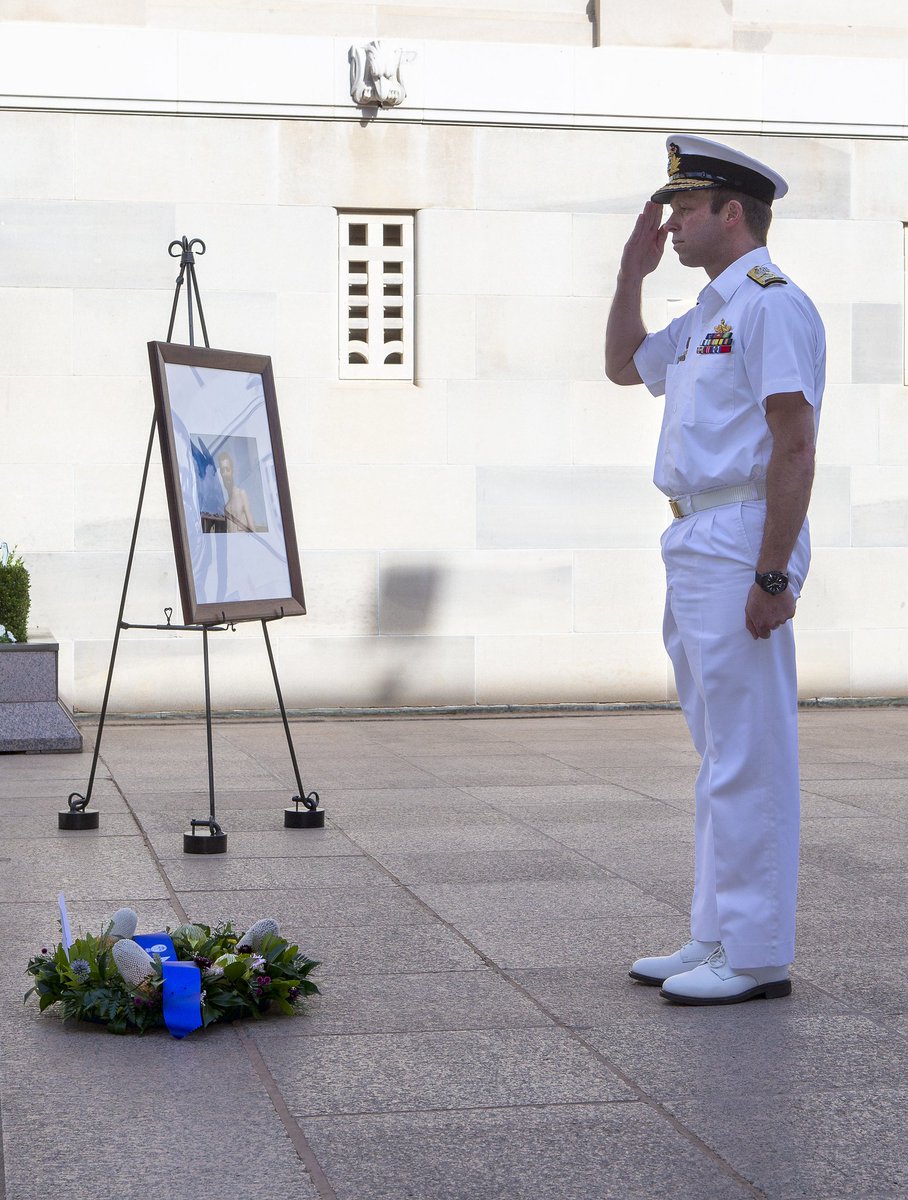 CN_Australia's tweet photo. Celebrating 119 years of the @Australian_Navy today at a moving Last Post Ceremony to remember A/SBLT Antony Jeffrey Huelin, who died in a helicopter crash serving our nation during the Vietnam War. Our history, our people and our mission shape our modern #AusNavy. #lestweforget https://t.co/fc7tyNQAeL