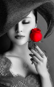 "When your Heart and Mind are Tapped into the Loving Flowing Energy of Love Consciousness. Then you Build upon that Feeling, and Like a Magnate you will Attract the Love, the Light, and All of the Positive Blessings. Turn a “Bad” Day into a “Good” Day, in the Blink of an Eye"💞🌹