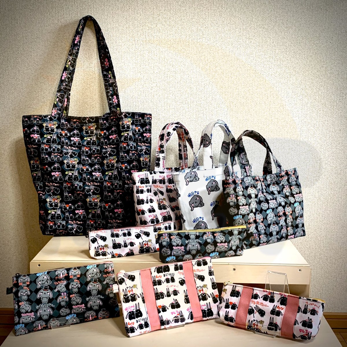MSTadventArt's tweet photo. 【出没情報】
3/30㈪.31㈫ #ColorfulAnimals /チカホ通路
4/11㈯.12㈰ #デザフェス /東京ビッグサイト 西1ホール【G-282】
イベント中止の場合は通販で楽しんでもらえるよう考えています
#うさまろ #twinslapin #デザインフェスタ #デザフェス51 https://t.co/1s9YHKYqdq