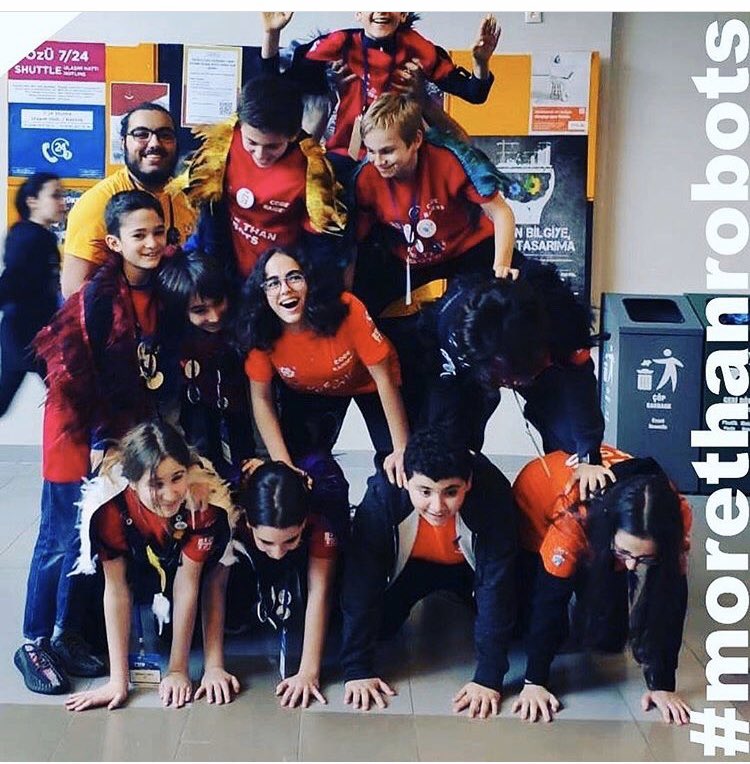 Çocuklarımıza ve takım koçlarımıza  yarışmalarda tek şey söylüyoruz. ”Yalnızca Eğlenin” #morethanrobots