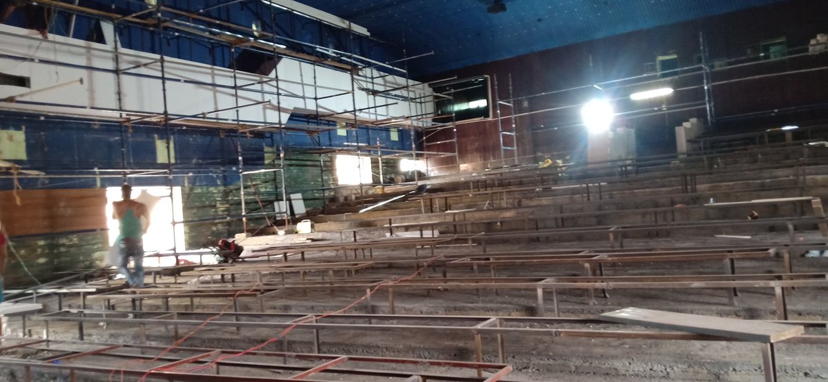 JayalaxmiPpm's tweet photo. HAI GUYS RENOVATION UPDATE!!!
Non stop (24/7)works going on .
Side wall,A/C,sound proof arrest & interior works going on similtaneously.
Hardly one month to finish it,will work faster this march.
Get ready for #summer #master #SooraraiPottru
Sure,Worth for the wait💪
#renovation https://t.co/hOCaQhg9fD