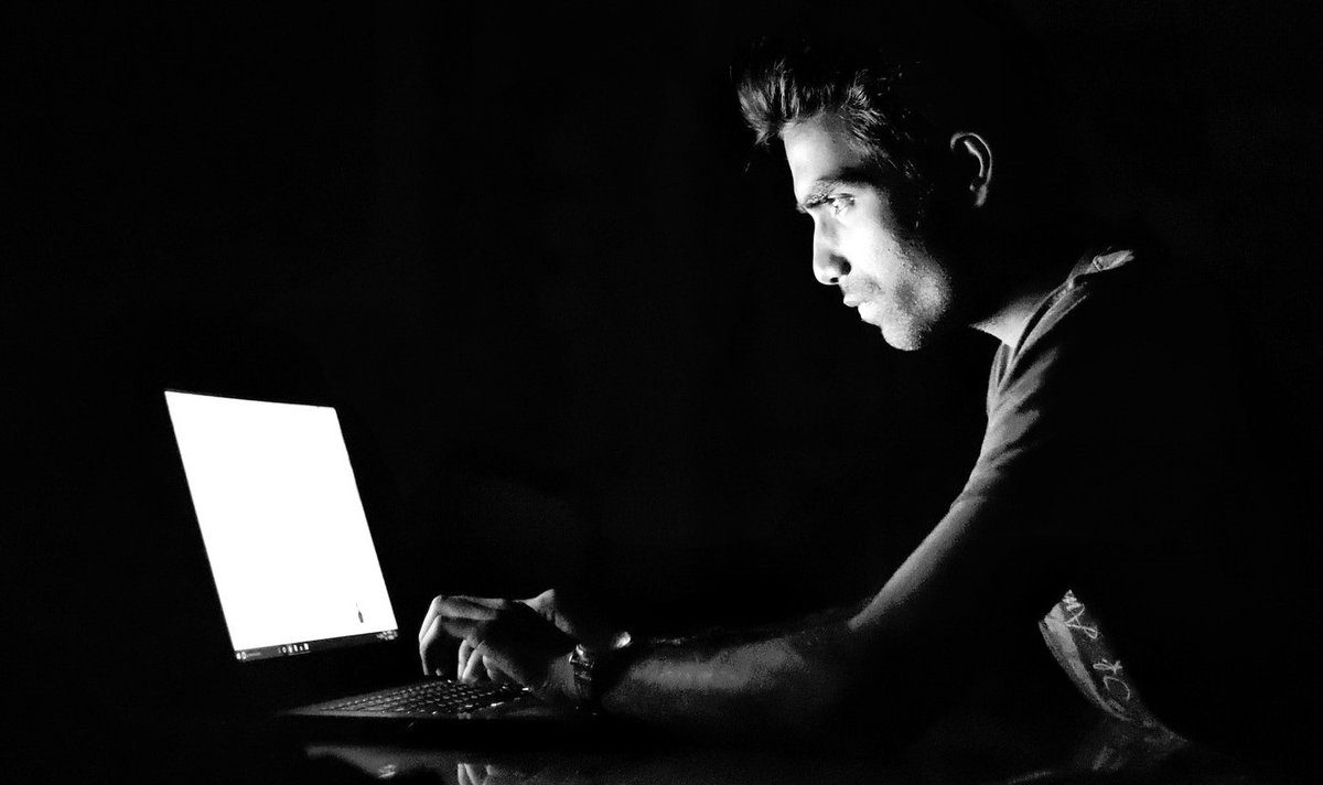 ‘Dear Woke People’ – David Bullard

dailyfriend.co.za/2020/03/01/dea…

#WokePeople #SmugAndSanctimonious #CyberBully #FightBackBegins