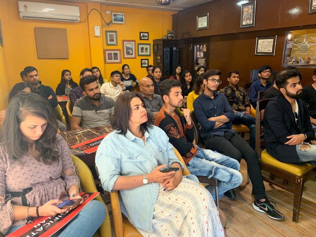prithvithereal's tweet photo. Rethinking social media marketing with Dr. Khushboo Pandya
@digification @digikops @MillionaireTal2
#Digification #kopsmedia #digikops #DMCommunityUdaipur #DigitalMarketingMeetup #SocialMediaMeetup #DigitalUdaipur https://t.co/akSnSuc015