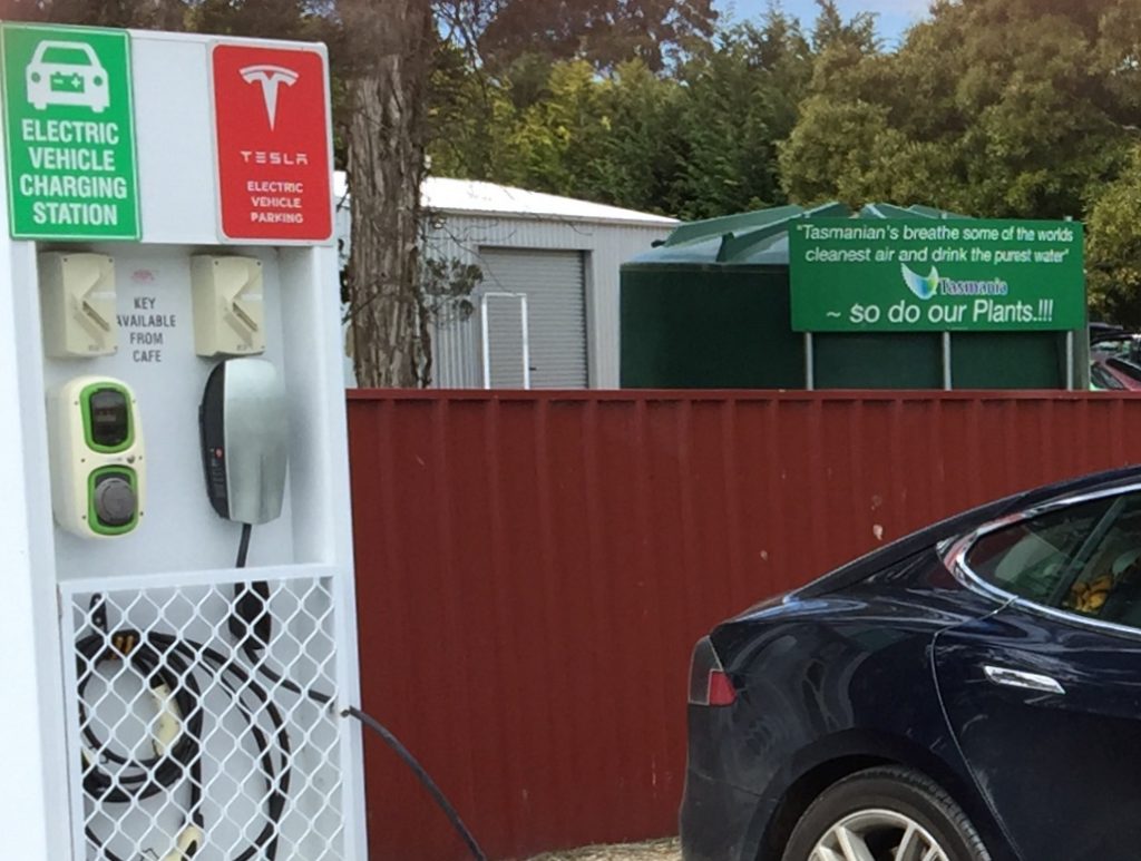 tesla_wa tweet picture