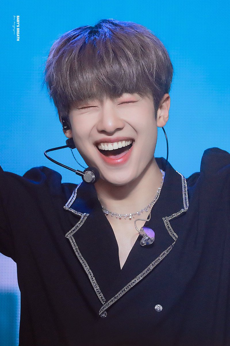 babysbreath0917's tweet photo. #AB6IX #에이비식스 #김동현 #동동타임 #DONGHYUN

190809 NEXT GENERATION IN JAPAN

이 날 동현이 너무 귀여워 😭😭😭 https://t.co/5lhQQDWHYy