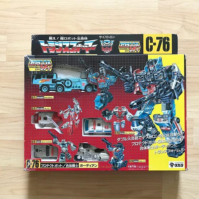 artfire2000's tweet photo. #instagood <- did i use that right? I’m #instavintage
#artfire2000 #g1 #transformerstoys #raretoys #toystory #japaneseexclusive #raretransformers #raretakara #vintagetoycollector #ilovetransformers #toycommunity #toyhunt https://t.co/d0H4frBLCf https://t.co/Y1Jk67EVBD