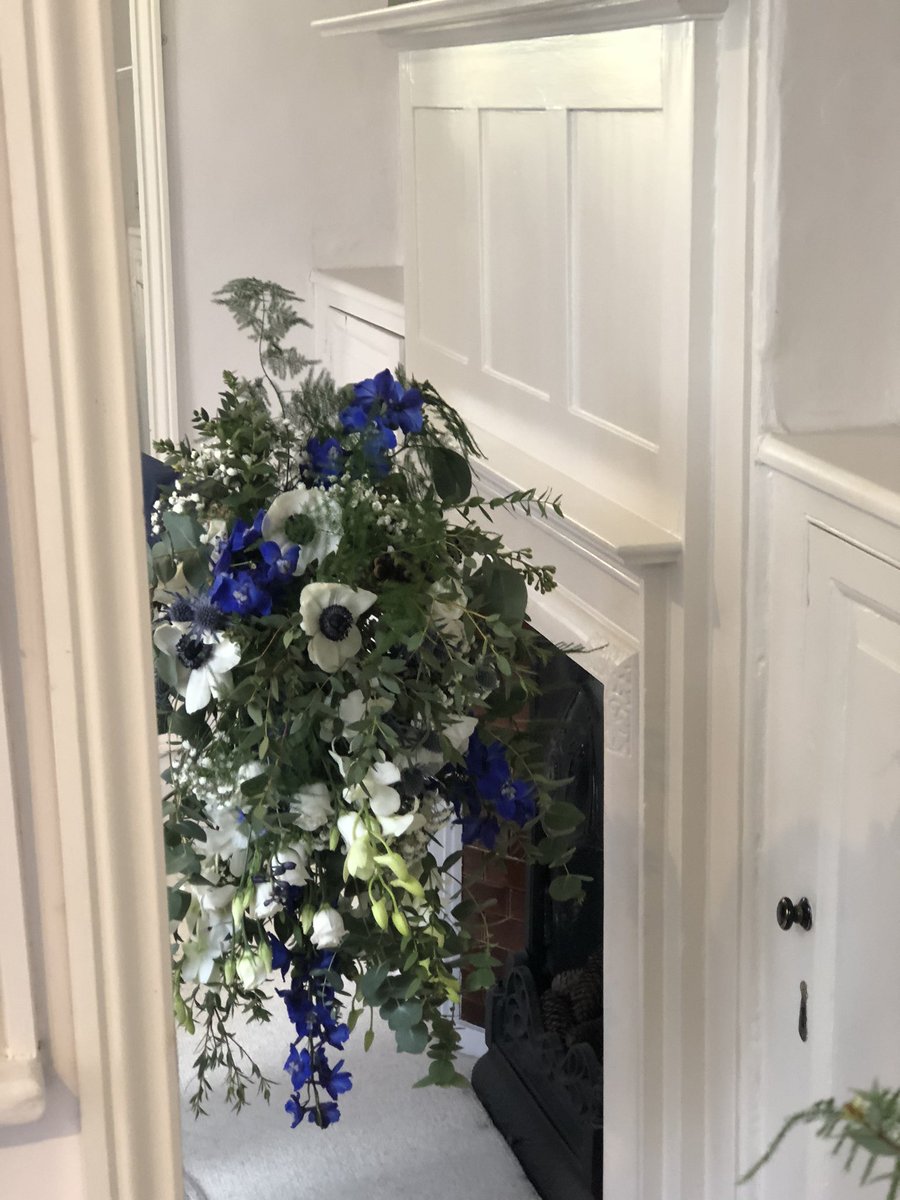 Our Bride Charlotte loves her beautiful shower bouquet yesterday. @hedinghamcastle #weddingflowers #castle #castleweddings #essexweddingflowers #bridesbouquet #anemones #weddingflorist