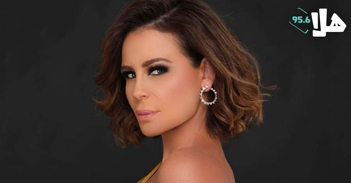 المتألقة #كارول_سماحة <a href="/CAROLE_SAMAHA/">Carole Samaha</a>  تخلق الحدث في فرنسا بسبب مشاهد فيديو كليب أغنية “مش هعيش”

<a href="/carolesamaha_/">Carole Samaha Holics</a> @CaroleMagazine 

bit.ly/2wfGZU4