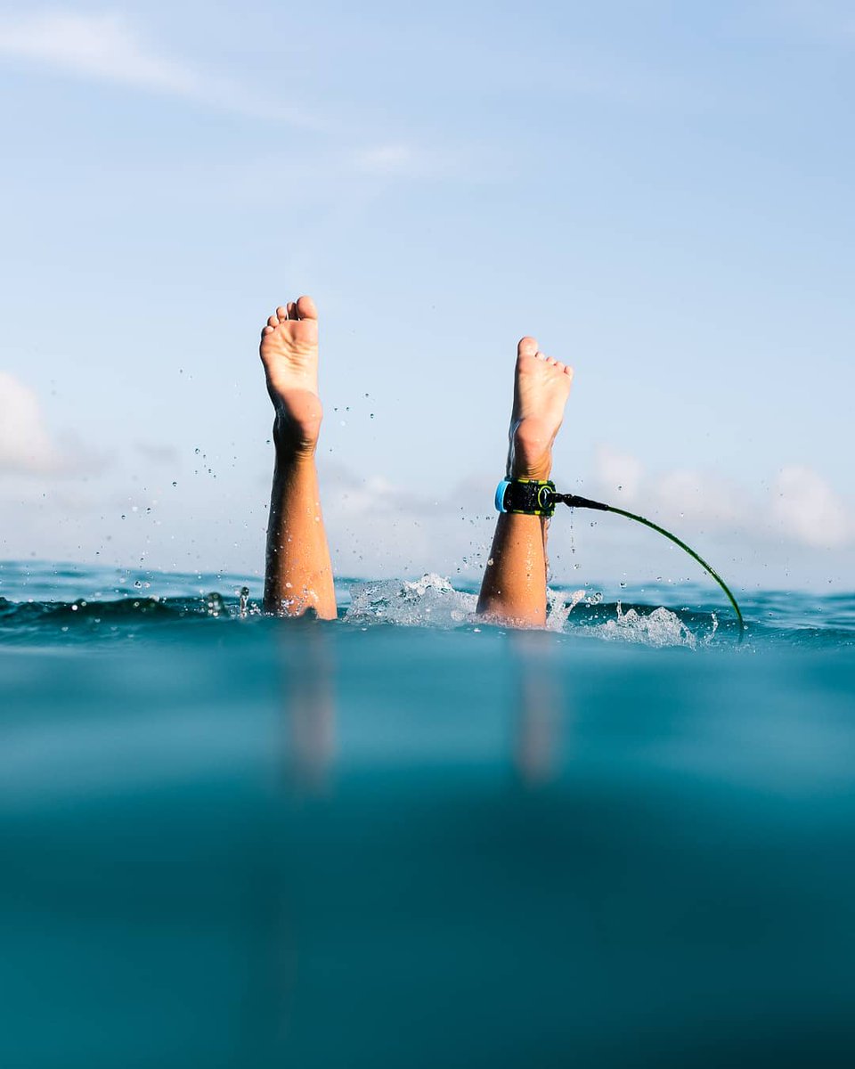 SurfGirlMag's tweet photo. "If the ocean can calm itself, so can you. We are both salt water mixed with air" - Nayyirah Waheed
Hannah Prewitt Photography https://t.co/ydDan3r467