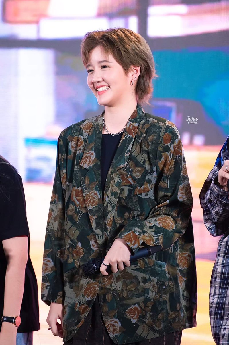 19910523B's tweet photo. @noh_cs037 @juniverse48 @voteforjune48 น้องงงงง~
#junébnk48 #theanswerisju #voteforjune #จูเน่ที่7ปากเกร็ดอยู่นนทบุรี https://t.co/dlfjQFAYnp
