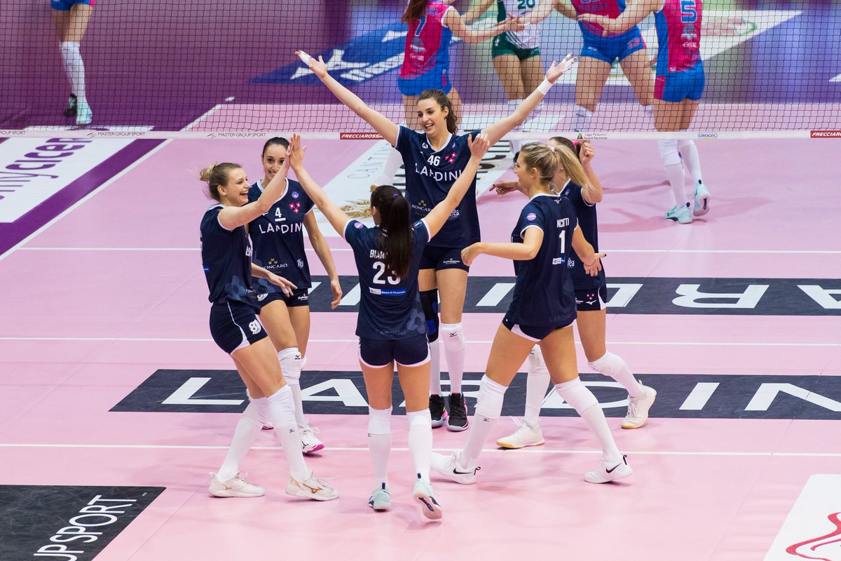 marybiancaoff's tweet photo. LE DATE DEI RECUPERI

- 18 marzo, Chieri - Lardini (20ª)
- 1 aprile, Lardini - Brescia (21ª)
- 5 aprile, Caserta - Lardini (22ª)

Leggi tutto qui -> https://t.co/H5ACF7Qjm6

[Foto Studio 135 - Studio Fotografico]

#marikabianchiniofficial #STG #LardiniFilottrano #FilottranoVolley https://t.co/H83iGlh0X2