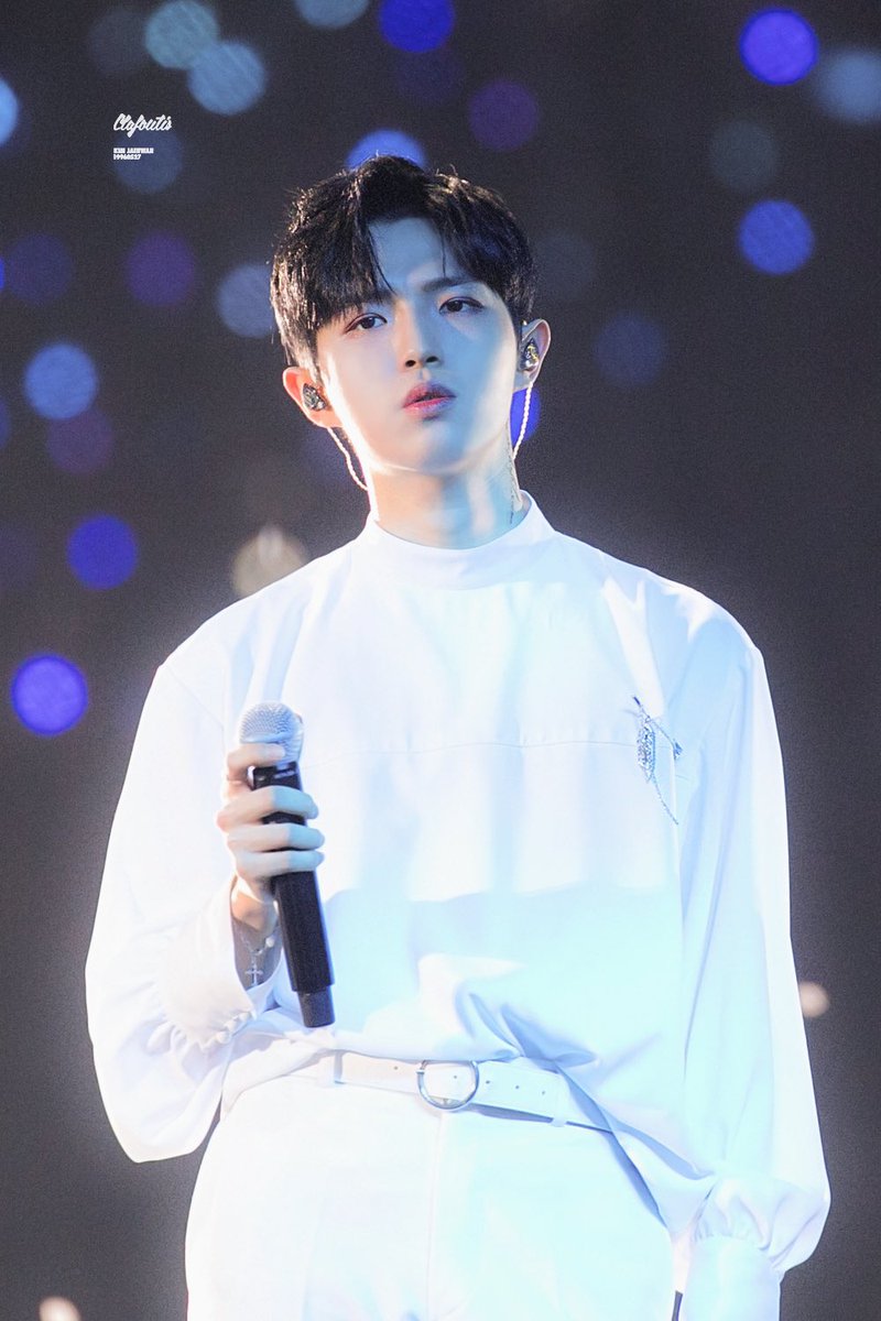 Clafoutis0527's tweet photo. #김재환 #KIMJAEHWAN https://t.co/xsa9C9luSz
