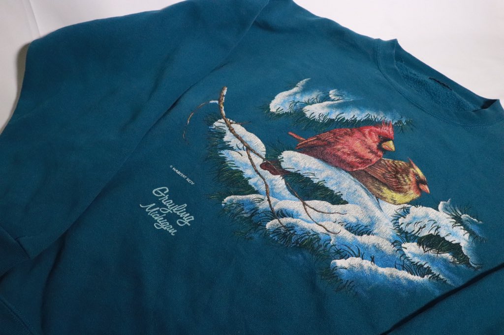 Used_Utakata's tweet photo. 【本日3月1日22時〜販売！】

スウェット。

ONLINE SHOP
( https://t.co/nZ4Wm0nlyn ) https://t.co/q9SO62xkkR