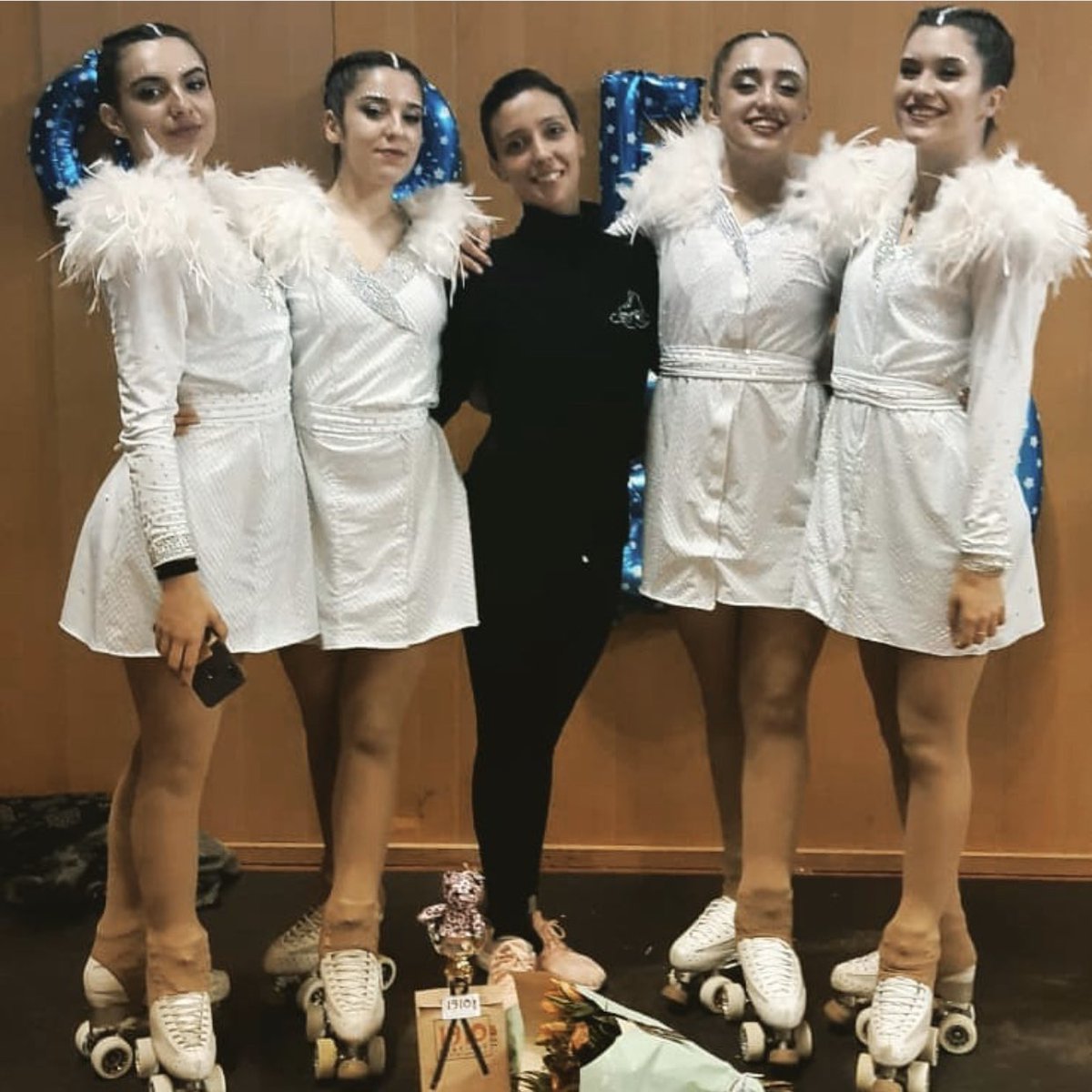 ENHORABUENA! 😃😄🤩🥰🤗 Orgullosos, de todo vuestro trabajo y sobretodo de veros disfrutar tanto. Os lo merecéis todo!! 🏆🎊👏🏼❤️🖤 Segundo Puesto, Open Francia - Bayona 🥈