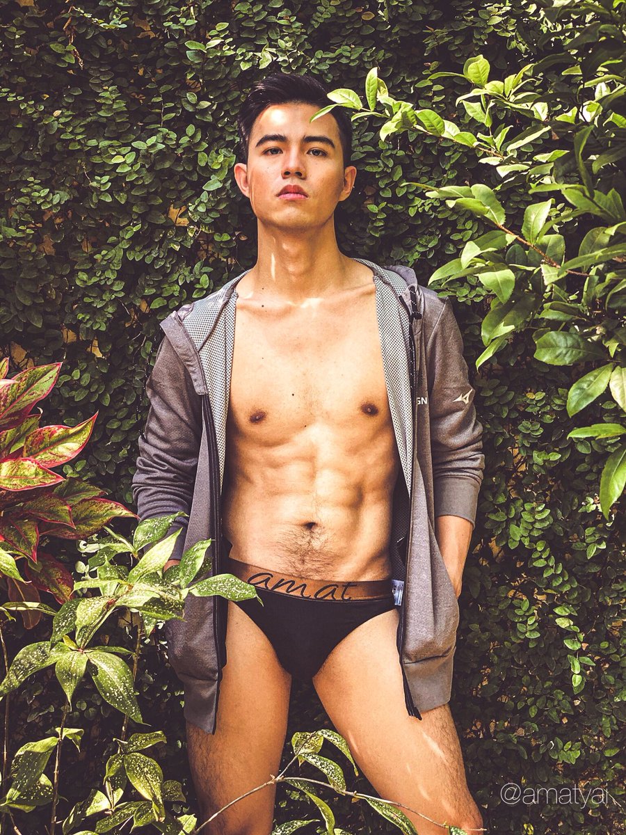 thunvet73's tweet photo. 1 มีนาแล้ว ยินดีต้อนรับสู่ Summer☀️🌤🩲

#ร้อนนักก็ถอดหน่อย #leanbody 
#มีนาแล้วเมื่อไรจะมีเธอ #หมอหมาพาเพรียว
#อยากผอมทักได้
📷 Amat Nimitpark 
#teamamat #amatphoto #amatunderwear https://t.co/4K97M4Qmvz
