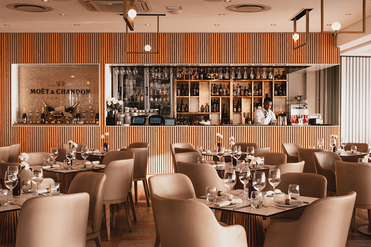 CeecesTravel's tweet photo. Okay! It's officially #BirthdayMonth! Sharing another #KoveCollection Gem, this is #Bilboa in Camps Bay. A contemporary chic, exclusive location, with enviable views across the Atlantic Ocean. Can anyone say: #CeexBirthday Brunch? Hopefully soon... #CeeInCpt 📸: #KoveColl. https://t.co/FOi06wMEtr