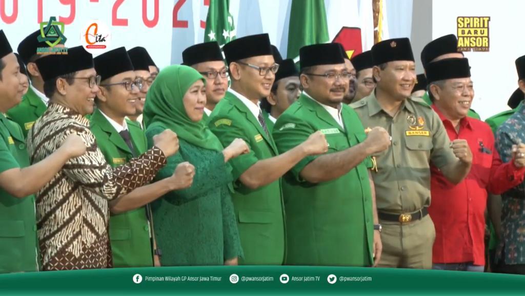 03__nakula's tweet photo. Pelantikan pengurus PAW GP Ansor Jatim yang dihadiri oleh Gubernur Jatim ibu @KhofifahIP.

Semoga pengurus baru bisa menjaga amanah dan menjadikan Ansor lebih maju.
Ansor teruslah ber hikmad untuk agama,Bangsa dan negara.

#SpiritBaruAnsorJatim https://t.co/xlUtY9Marj