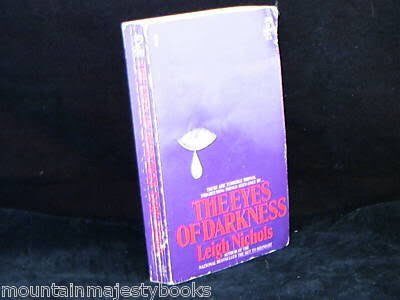 Gun_nation18's tweet image. #โคโรนาไวรัส  มีหนังสือที่ชื่อ the eyes of darkness เขียนเมื่อ 1981 / 40ปีที่แล้ว เกี่ยวกับ wuhan-400  ที่น่าตกใจคือมีชื่อ ฮู่ฮั่นไวรัส อาวุธชีวภาพที่คิดมาเพื่อทำลายปอด เฉพาะมนุษย์  เชิญเสพได้...  (1) มีต่อ