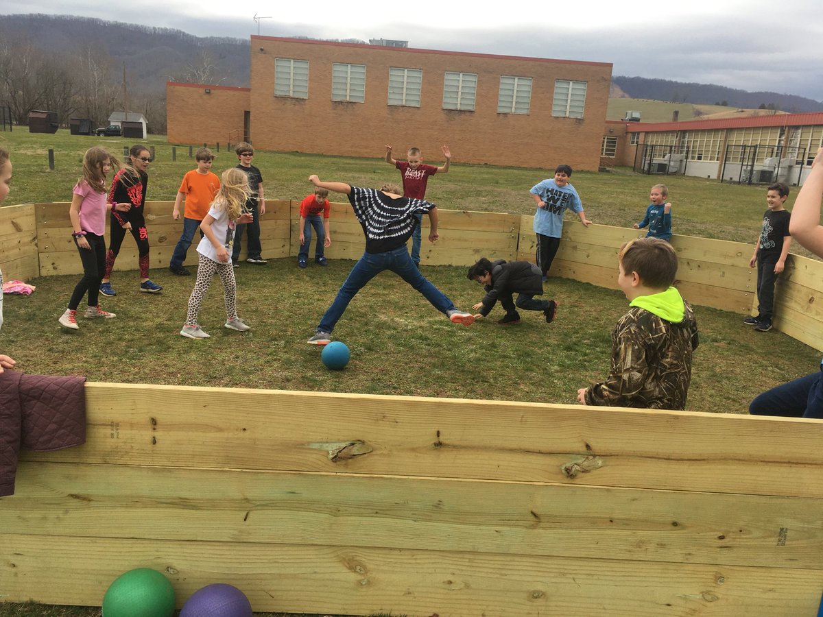 RichValleyEl's tweet photo. Our students are loving our new Gaga pit!  Thanks again Enbridge! https://t.co/lOIdon7FOz