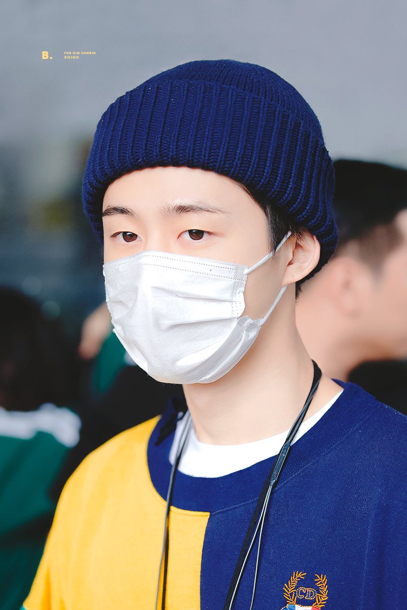 1st March 2020 “Fashion is not necessarily about labels. It’s not about brands. It’s about something else that comes from within you.” – Ralph LaurenHanbin, I'll always rooting for ur M&M airport fashion. I love all of it  #KimHanbinFashion  @ikon_shxxbi