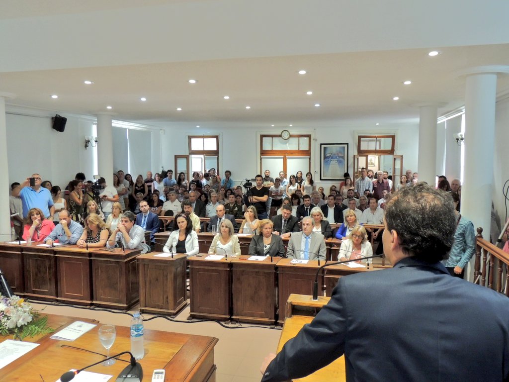 BloqueUxC's tweet photo. 🔹APERTURA DE SESIONES🔹

El Intendente @jmllamosas rinde cuentas de la Gestión en el acto de apertura de Sesiones del Período Legislativo 2020

#AperturaSesiones2020 https://t.co/1Bc1JLcXra