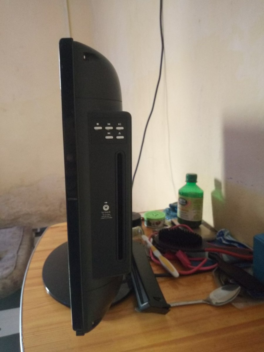 SolomonAlorgo1's tweet photo. FOR SALE
21.6 inches Logik LCD TV in build DVD player with Decoder
¢260
In Accra
0240690756  https://t.co/DmwRPumSKw #HighlyStone #AskEdem  #AnlogaJunctionAlbum