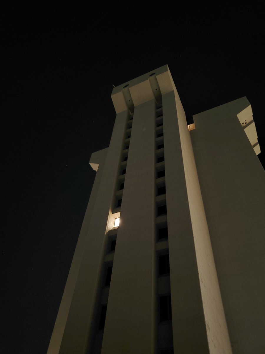 Hot take: this is a very cool building