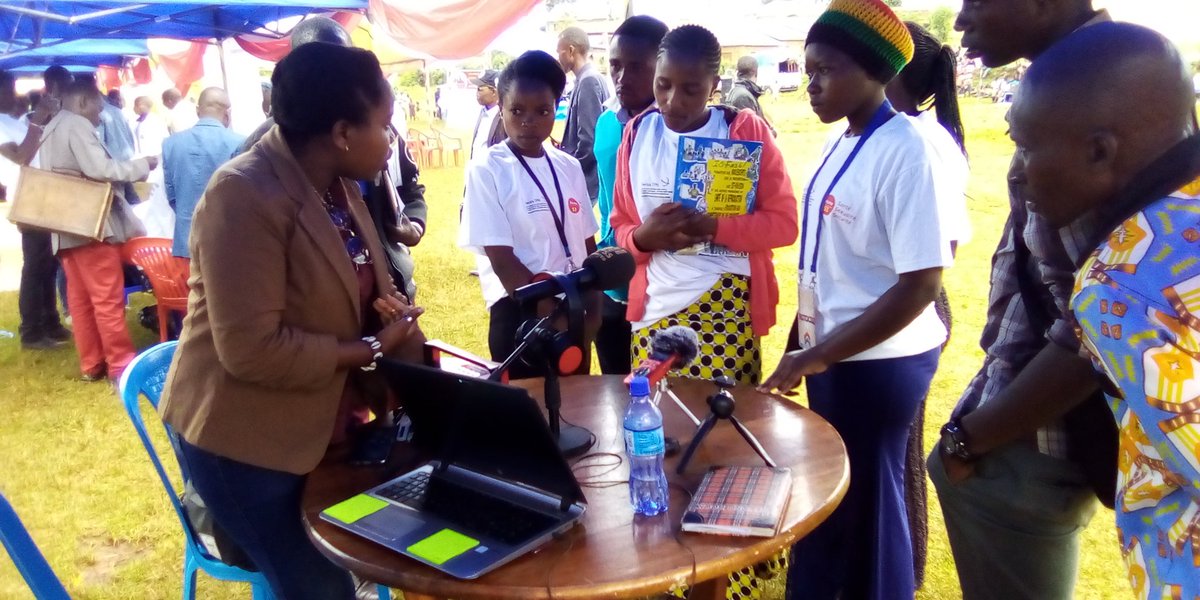 LuhinzoGustave's tweet photo. Journée de l'éducation sexuelle complÚte #ESC à #walungu ce jeudi 31/10 dans le stade #Mafundwe dans le cadre du programme #JS3 par #swiss_TPH @cordaid @Js3ccjRdc https://t.co/gEESztBxOG