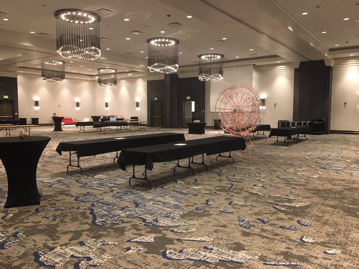 LMCG11's tweet photo. Getting ready for a fun day ahead. #maggyparty #maggyaward https://t.co/3RJaDSoFdW