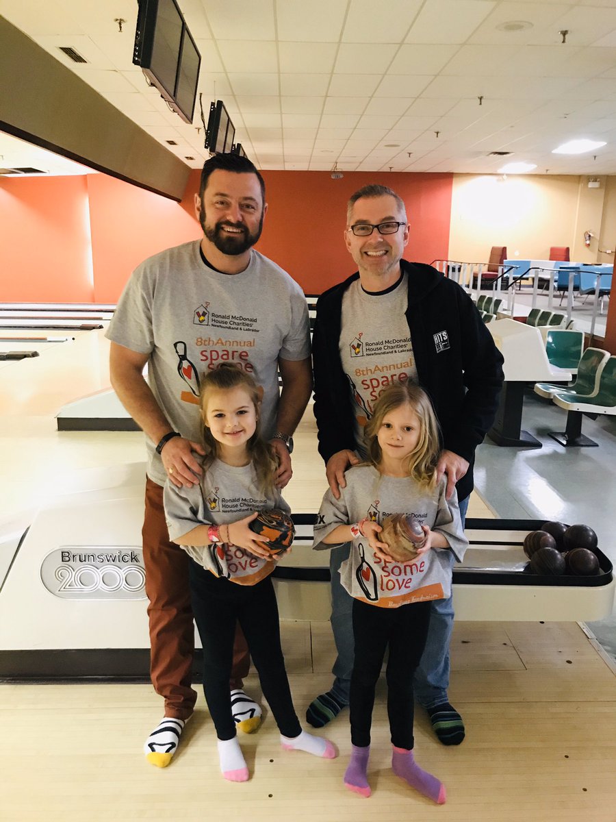 hot991fm's tweet photo. Brad Michaels @ 8th annual Spare some love bowling at plaza bowl for Ronald McDonald charities with Jamie Korab #girldads #sparesomelove20 #RMHCNL. https://t.co/EJkydNRGwM