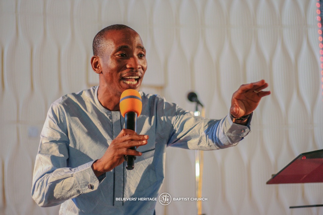 bhbc_global's tweet photo. Glory will manifest His Glory in your life now. Divine Visitation that will remove you from dungeon of reproach will happen in your life now. #BHBCSunday #CovenantSunday #Bhbc_global #Pastorbeejay https://t.co/3X9e7hG3kw