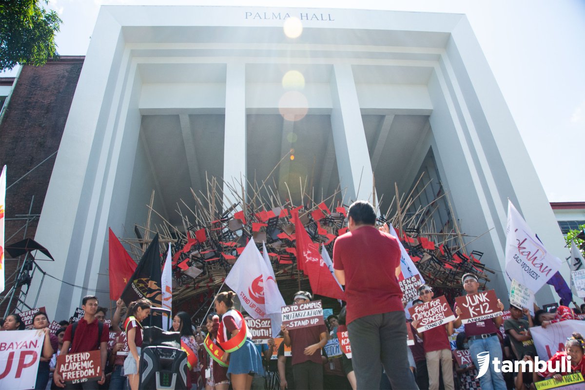 ujpupdiliman's tweet photo. ICYMI: Students marched out of their classrooms and gathered at the AS steps to join the protest against threats to academic freedom such as the proposed revival of the mandatory ROTC, Human Security Act, and tuition fee increases.
#WalkoutPH
#NoToMandatoryROTC https://t.co/UQ53sKa0Di