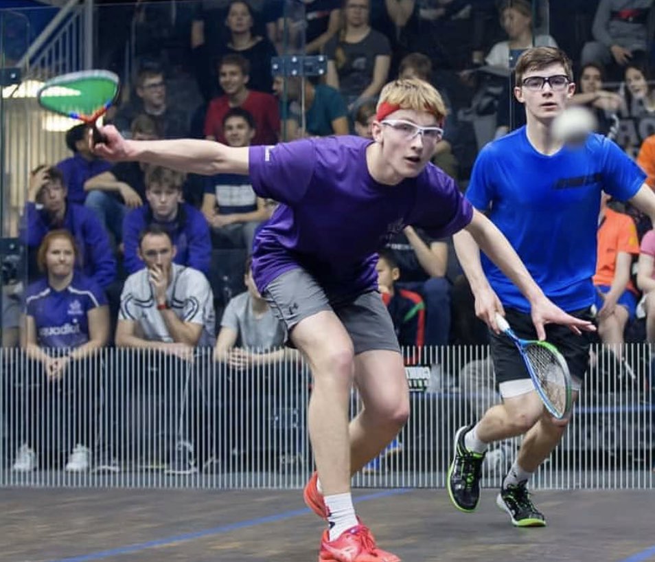 Winner winner chicken dinner! Pleased to come out on top at the German Junior Open <a href="/dsqvjuniors/">germansquashjuniors</a> <a href="/wycliffesquash/">wycliffesquash</a> <a href="/squashjohnny/">john williams</a> <a href="/RobinsonHouse98/">Robinson</a> <a href="/swiss_squash/">Swiss Squash</a> (I’ve yet to have a racket and shoes/clothes sponsor FIY DM me if any interest, thx 😉😉)