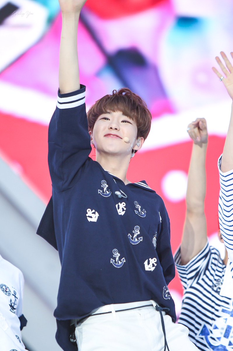 SmilingYou0615's tweet photo. 160604 드림 콘서트 HQ=💖
넘 귀여워유><

#세븐틴 #SEVENTEEN #호시 #순영 #HOSHI #ホシ https://t.co/beBV1cLXua