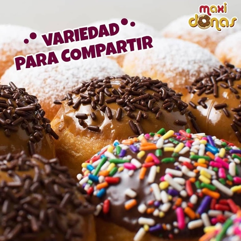 MaxiDonas_ve's tweet photo. MaxiDulzura para todos los gustos 🤤😋 Eso es lo que te espera #MaxiLover en nuestras tiendas abiertas hoy Domingo 🍩🤗💖 Y es que no podemos estar ni un día sin Ustedes por eso 👇: Aquí ¡Los esperamos! : • https://t.co/k5lcFD8MZL