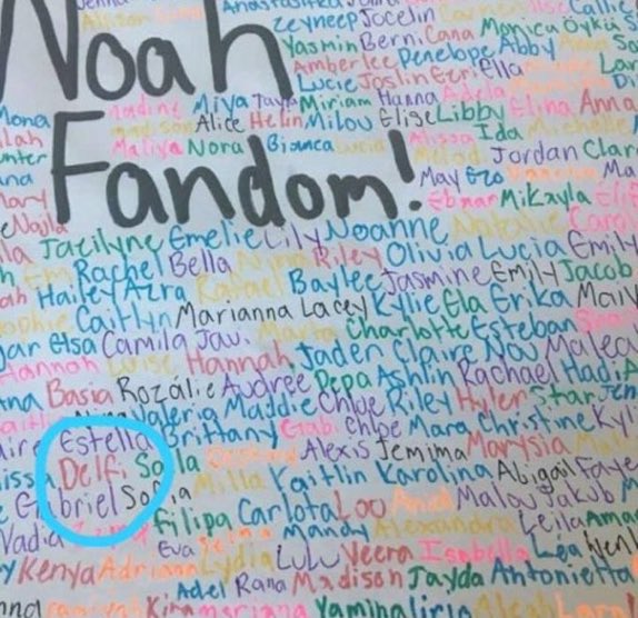 Lidiaamlsb_'s tweet photo. Holiii no se si alguien lo esta haciendo peroo lo voy a hacer para JAVY.
Dejadme vuestro nombre y un colorr💗
#OTDirecto1M https://t.co/CXvhwwZRRw